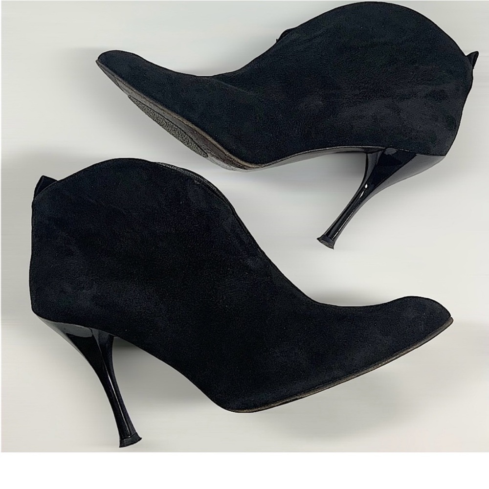 Stuart Weitzman Notch ankle boots (fits 8.5) - Picture 2 of 10